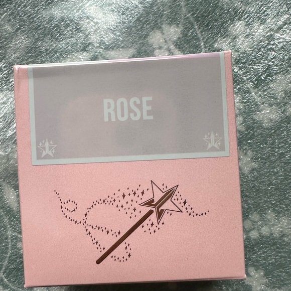 JEFFREE STAR COSMETICS
Magic Star Luminous Setting Powder - Picture 6 of 6